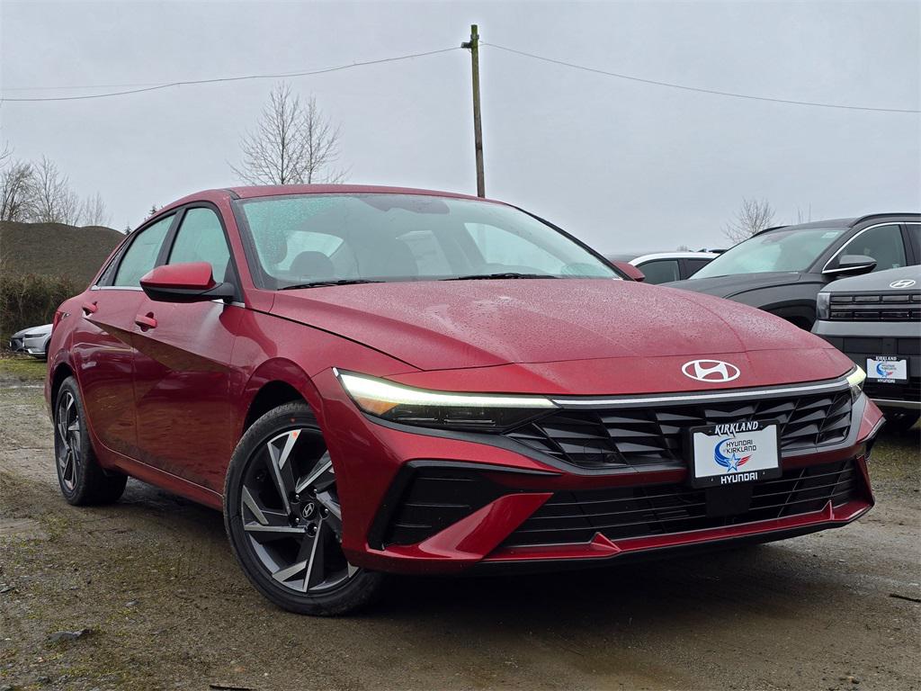 2025 Hyundai Elantra SEL's photo