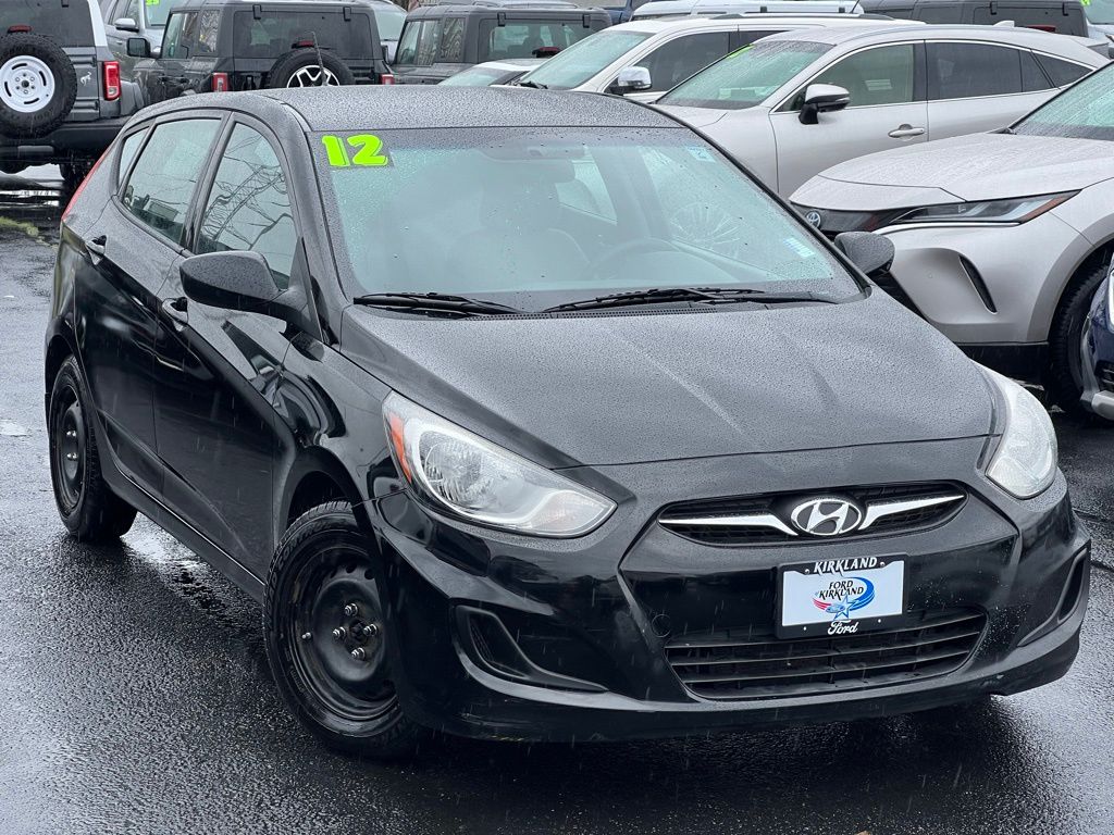 2012 Hyundai Accent Hatchback 