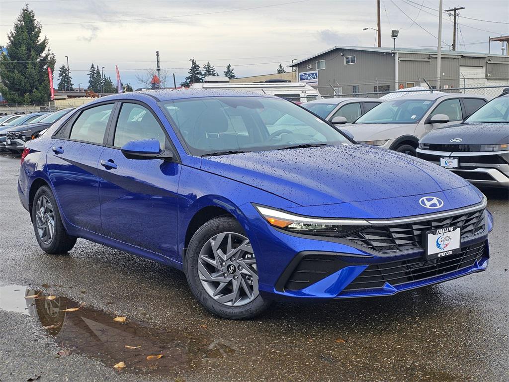 2026 Hyundai Elantra Blue's photo