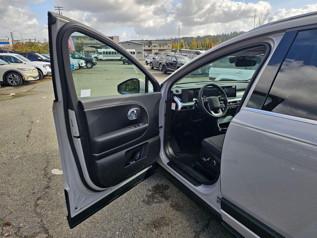 2026 Hyundai IONIQ 9 SE - Photo 21