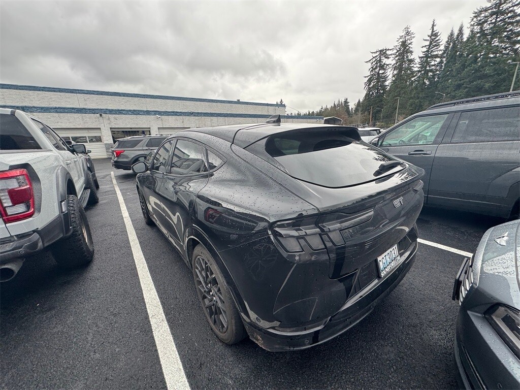2023 Ford Mustang Mach-E GT photo 2
