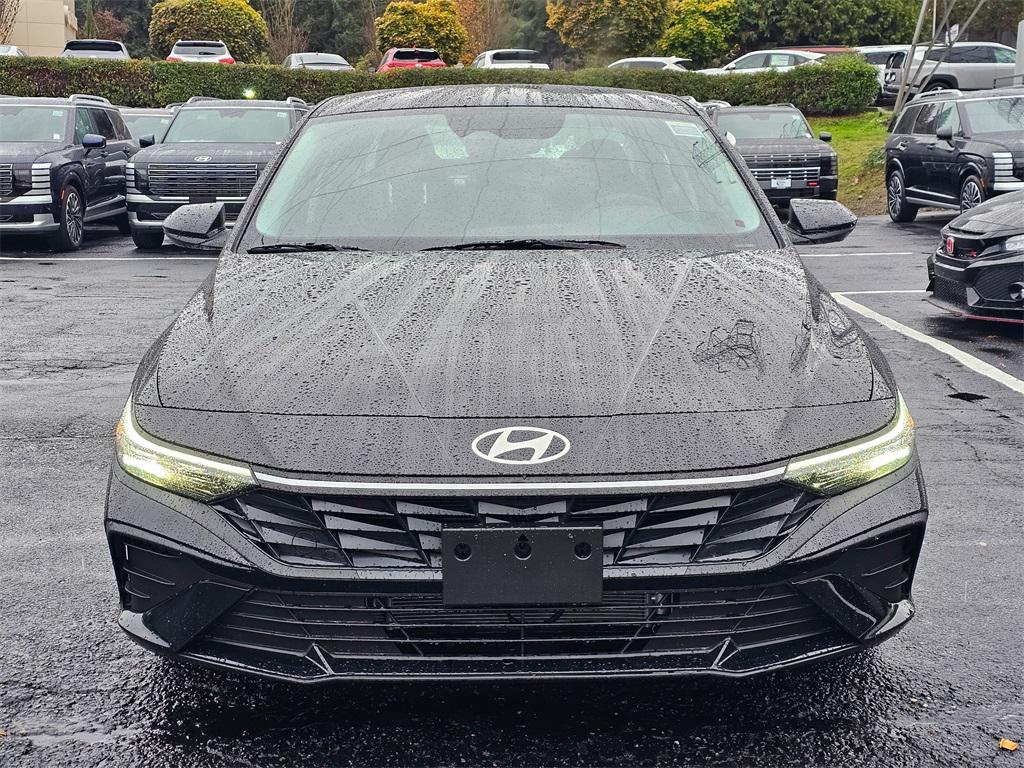 2026 Hyundai Elantra Blue photo 2