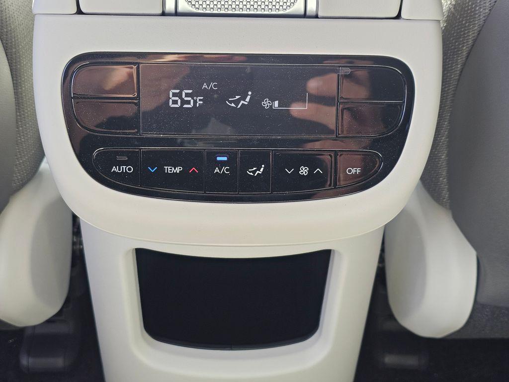 2026 Hyundai IONIQ 9 S - Photo 19