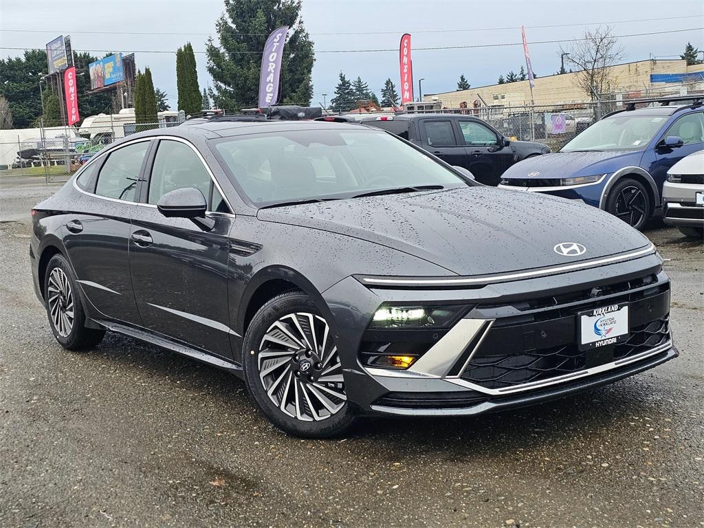New 2026 Hyundai Sonata Hybrid Limited Sedan