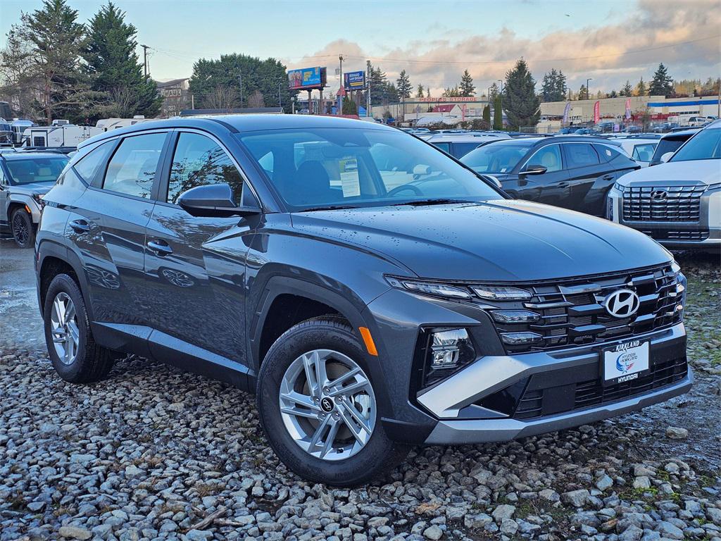 2026 Hyundai Tucson SE's photo