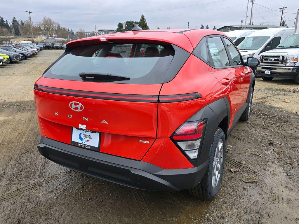 2025 Hyundai Kona SE - Photo 7