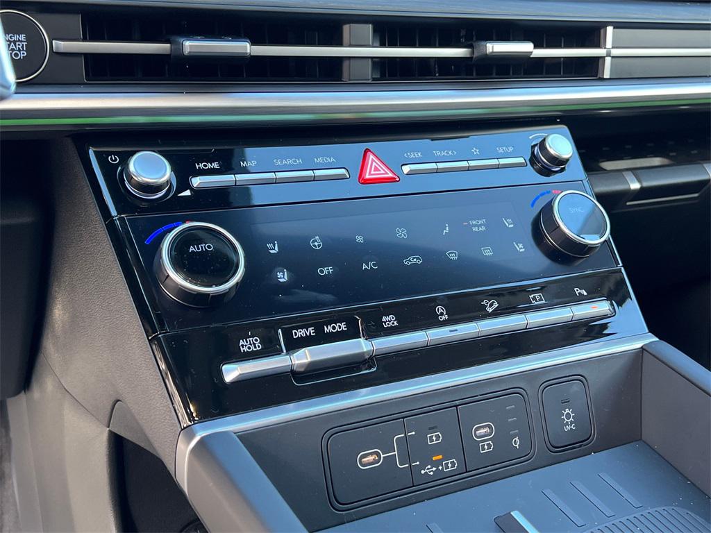 2024 Hyundai Santa Fe Limited - Photo 26