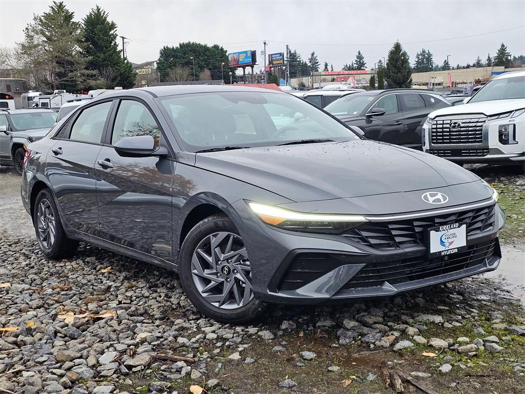 2026 Hyundai Elantra Blue's photo