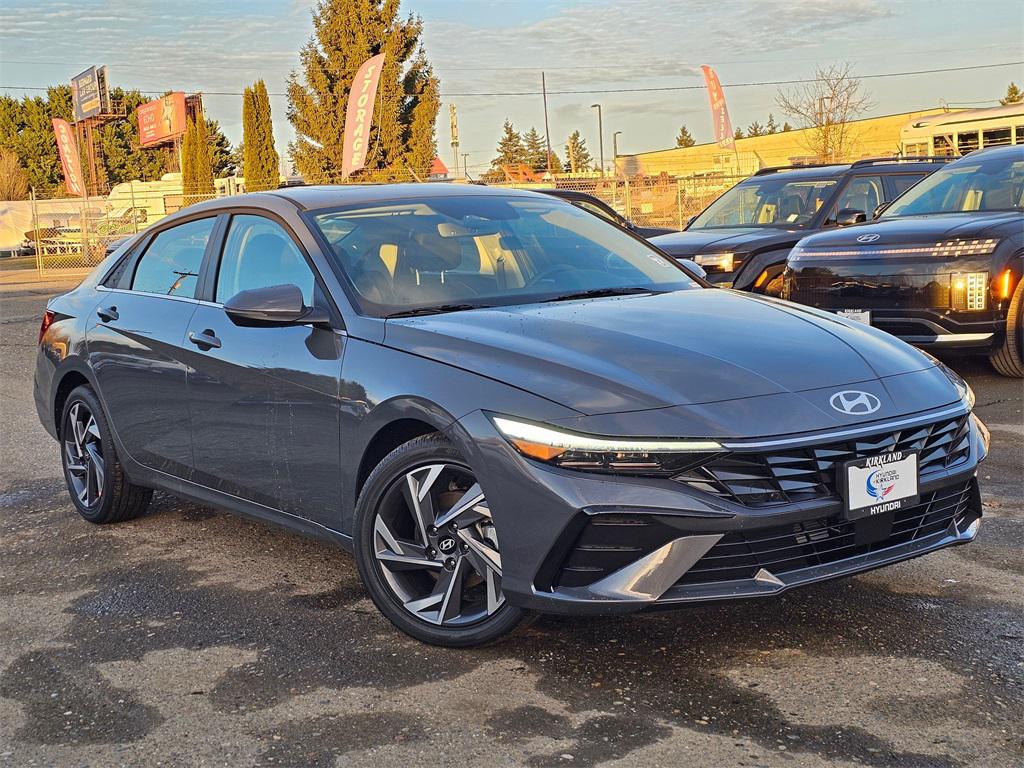 2026 Hyundai Elantra Limited's photo