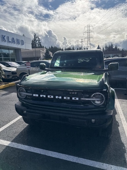 2025 Ford Bronco Outer Banks SUV
