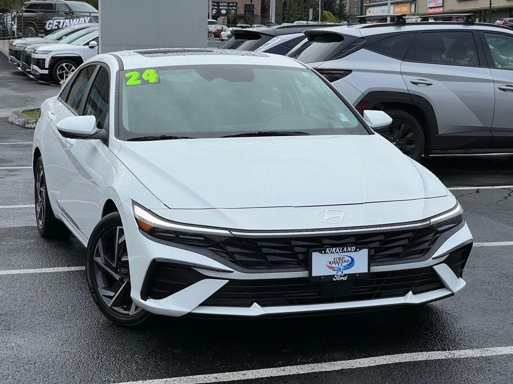 2024 Hyundai Elantra Sedan 