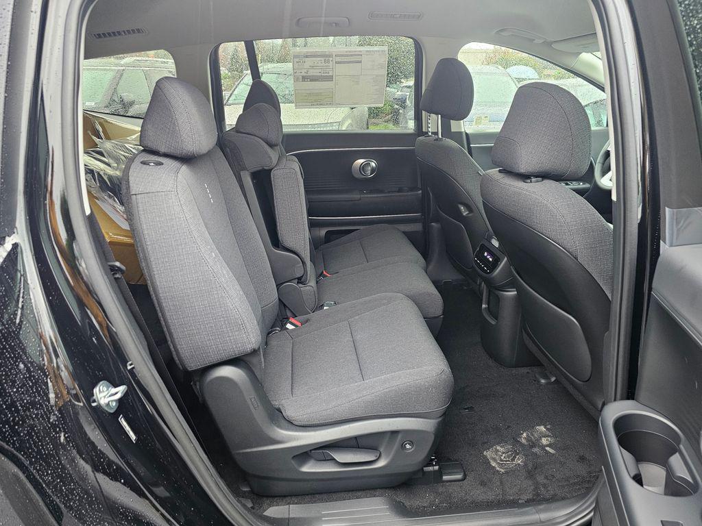 2026 Hyundai IONIQ 9 SE - Photo 12
