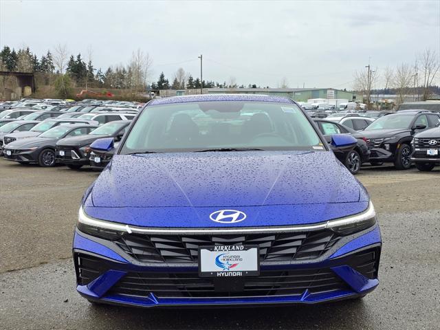 2025 Hyundai Elantra SEL Convenience photo 2