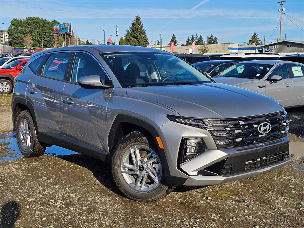 2026 Hyundai Tucson SE's photo