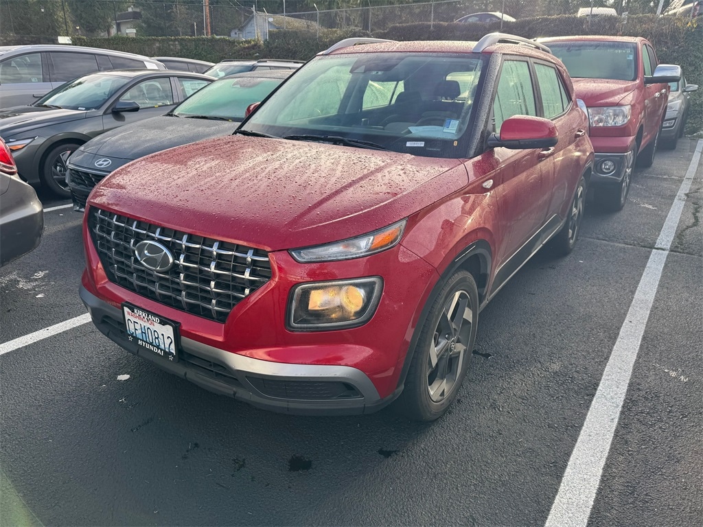 2022 Hyundai Venue SEL