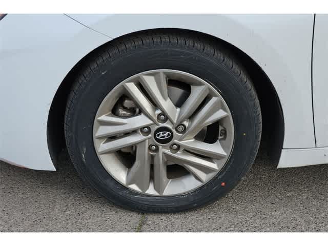 Thumbnail: 2020 Hyundai Elantra - 13