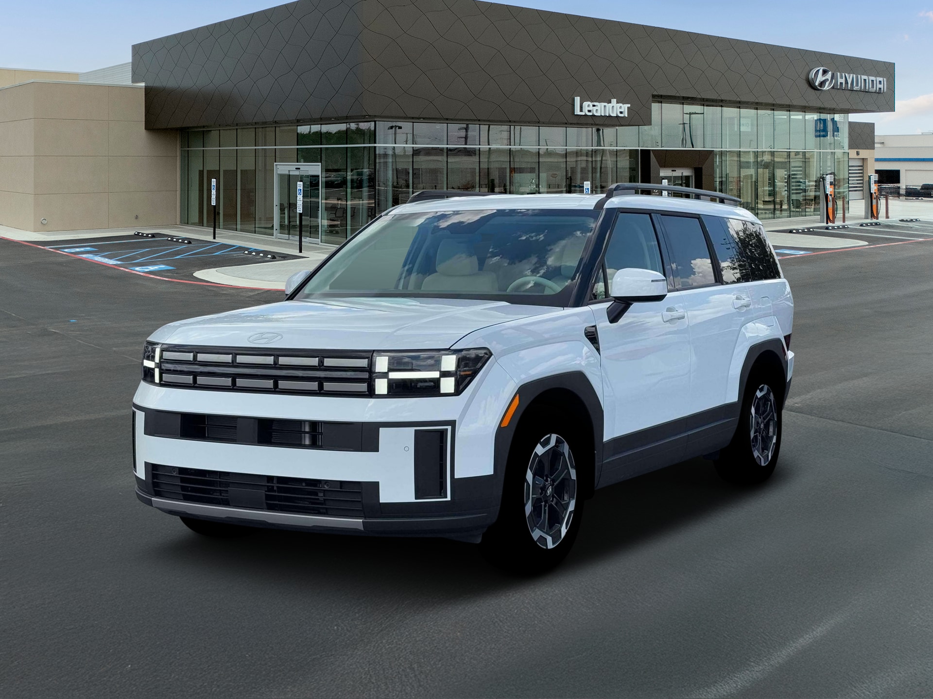 2026 Hyundai Santa Fe SEL's photo