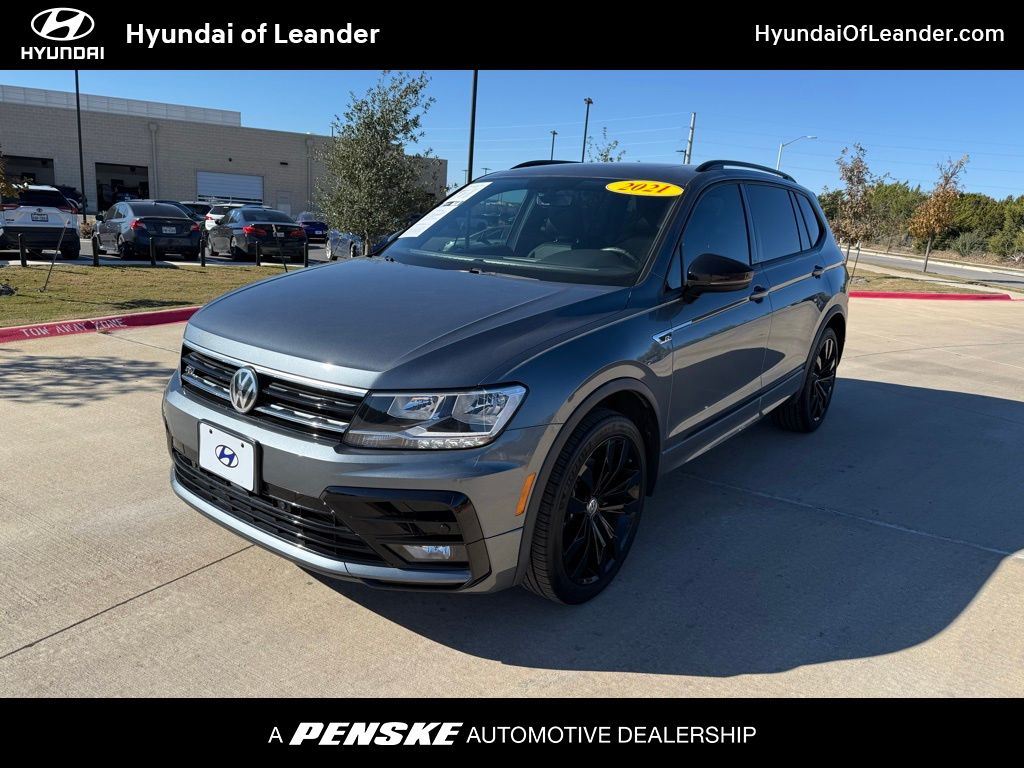 2021 Volkswagen Tiguan SE R-LINE BLACK's photo