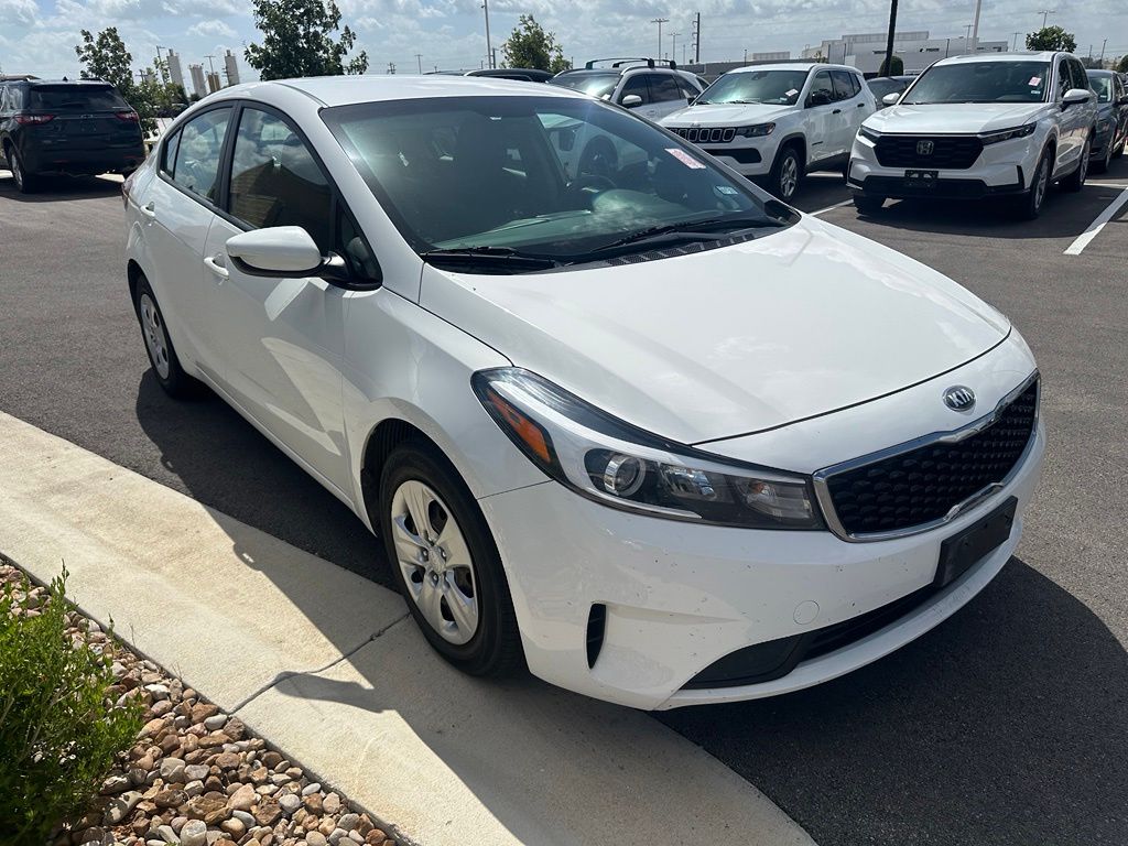 Used 2018 Kia FORTE LX with VIN 3KPFK4A70JE242559 for sale in Leander, TX