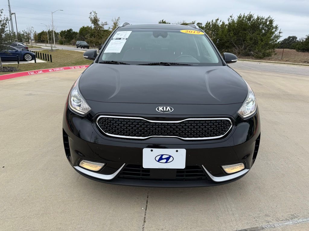 Used 2019 Kia Niro Touring with VIN KNDCE3LC6K5223316 for sale in Leander, TX