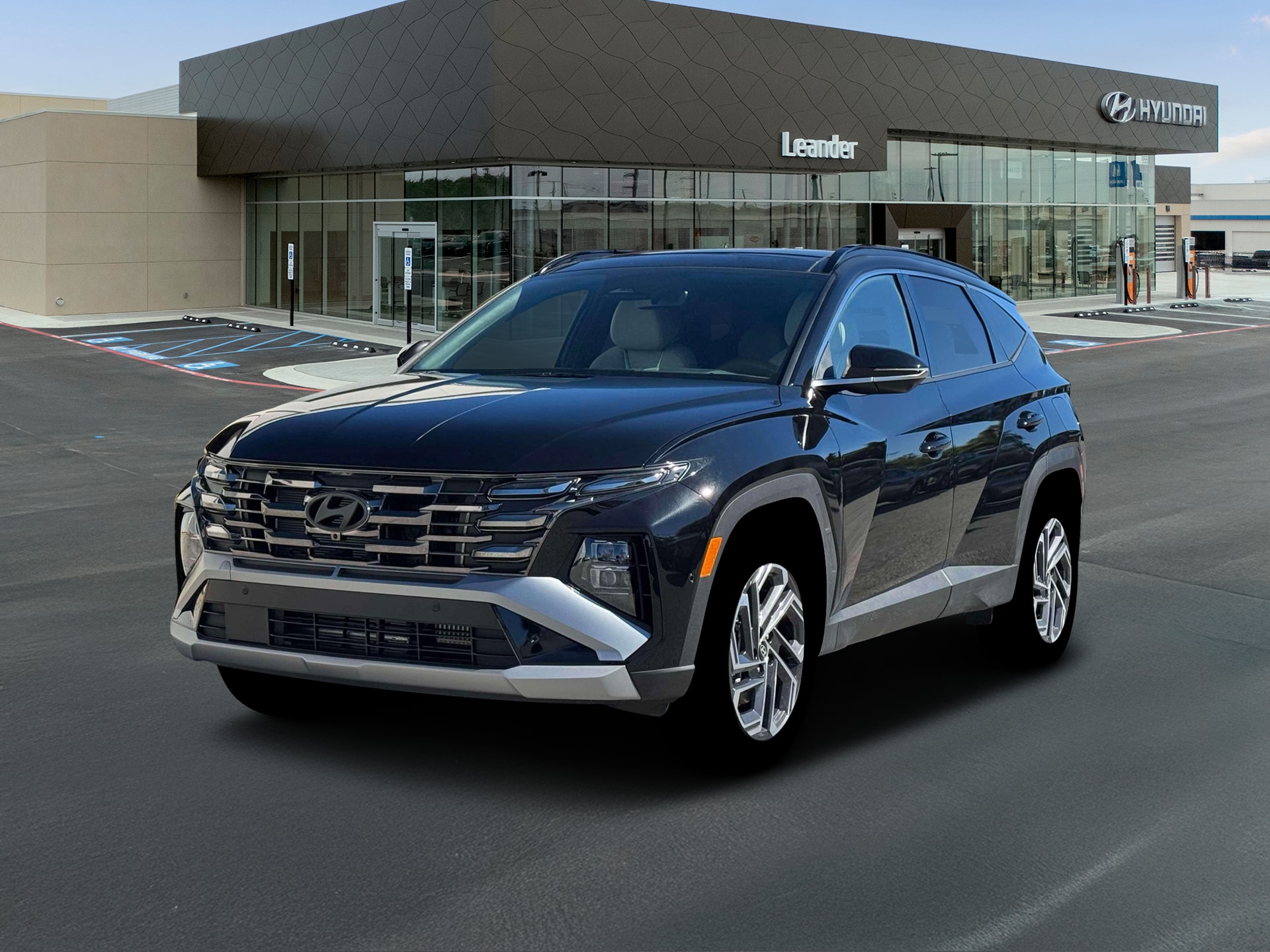 2026 Hyundai Tucson Limited HEV AWD's photo