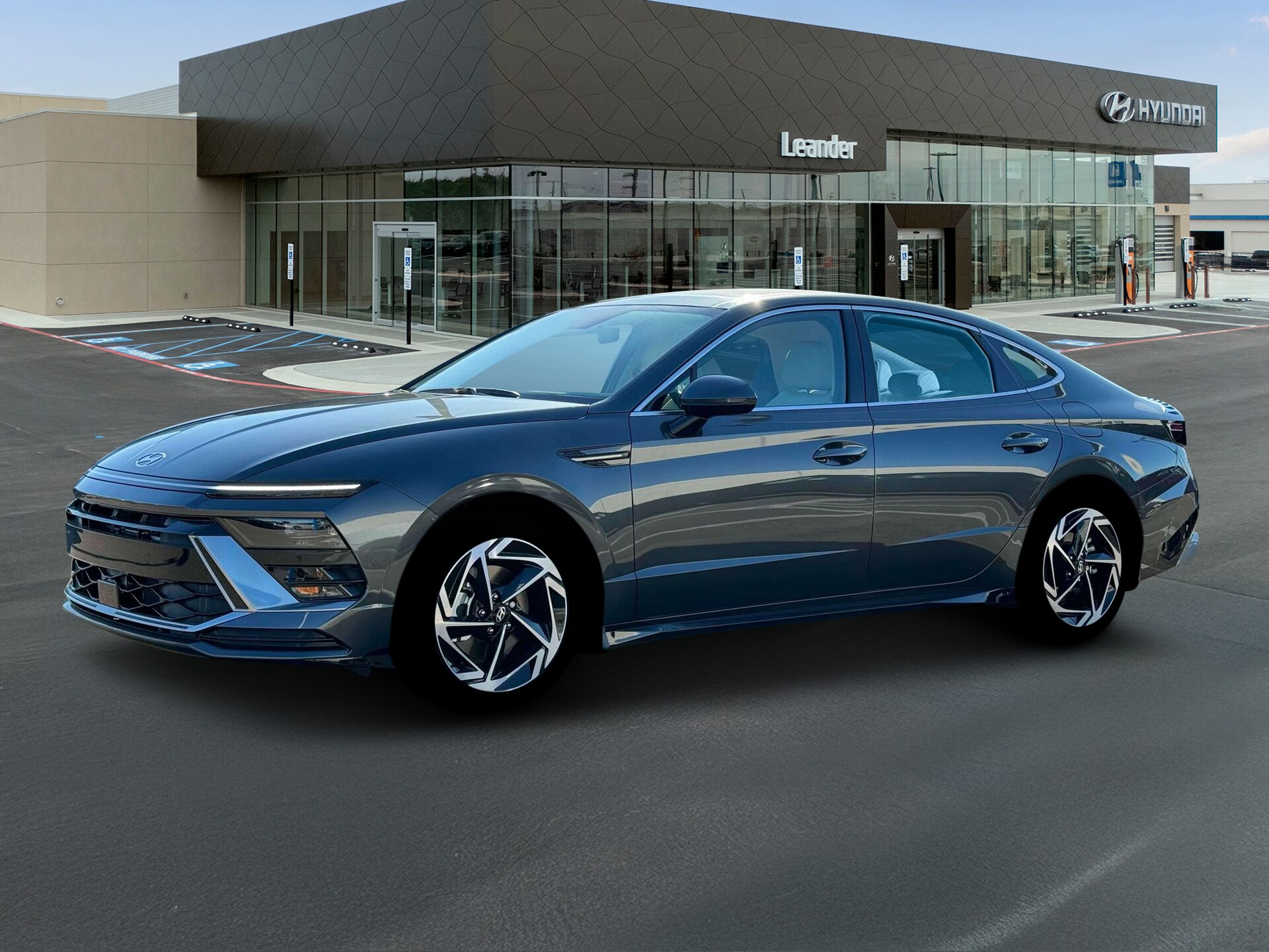 2025 Hyundai Sonata SEL Convenience photo 2