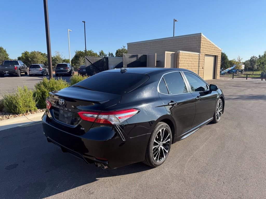 Used 2019 Toyota Camry SE Sedan