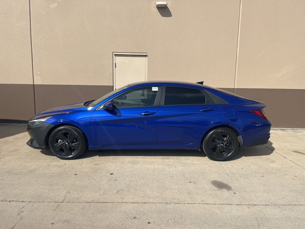 Used 2023 Hyundai Elantra SEL Sedan