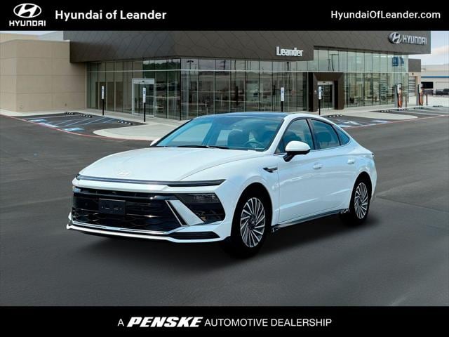 2025 Hyundai Sonata Hybrid