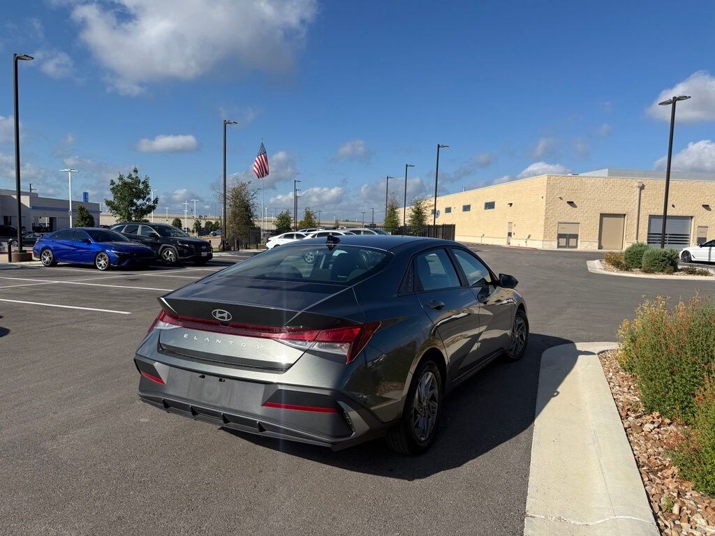 Used 2024 Hyundai Elantra SEL Sedan