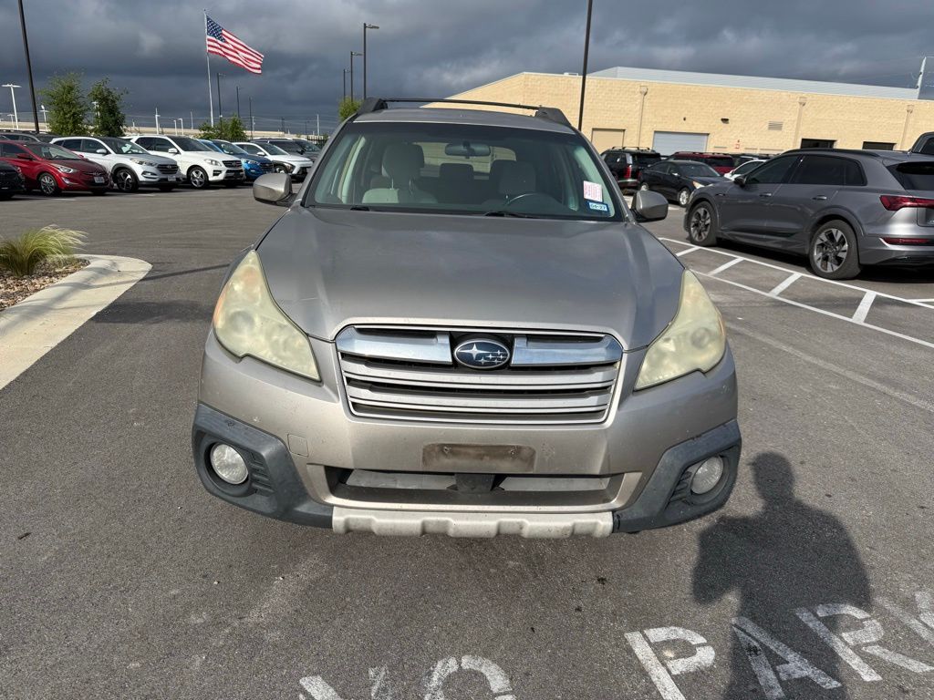 Used 2014 Subaru Outback 2.5i Premium with VIN 4S4BRCCC3E3322882 for sale in Leander, TX