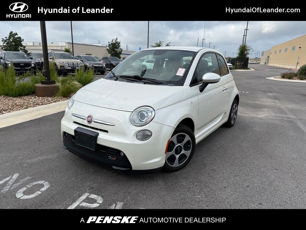 2014 FIAT 500e Battery Electric's photo