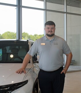 Staff member Evan Oates from ID_051a56