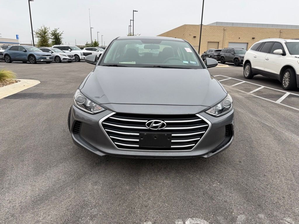 Used 2018 Hyundai Elantra SE Sedan