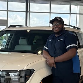 Staff member DaQuan Collier from ID_051a56