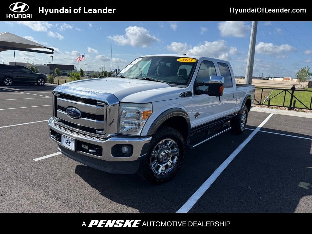 Used 2015 Ford F-250 XLT Truck Crew Cab