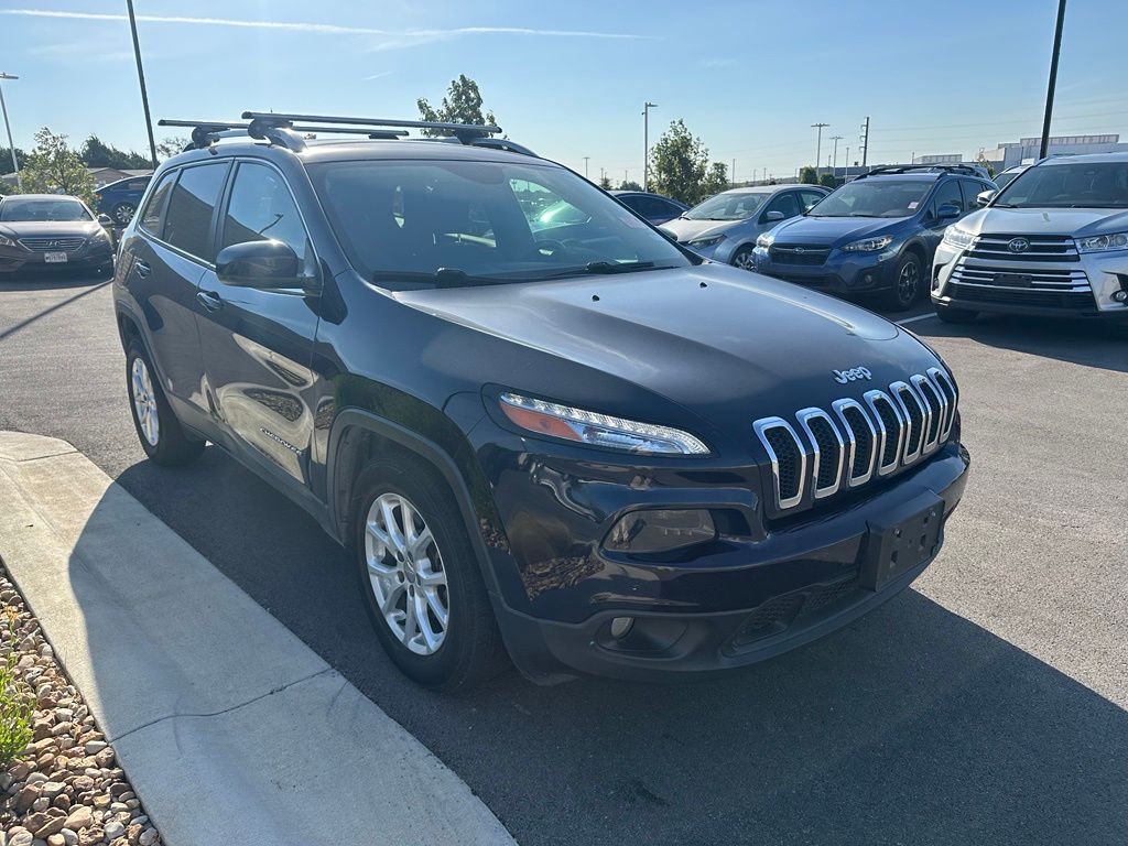 Used 2016 Jeep Cherokee Latitude with VIN 1C4PJLCBXGW302459 for sale in Leander, TX