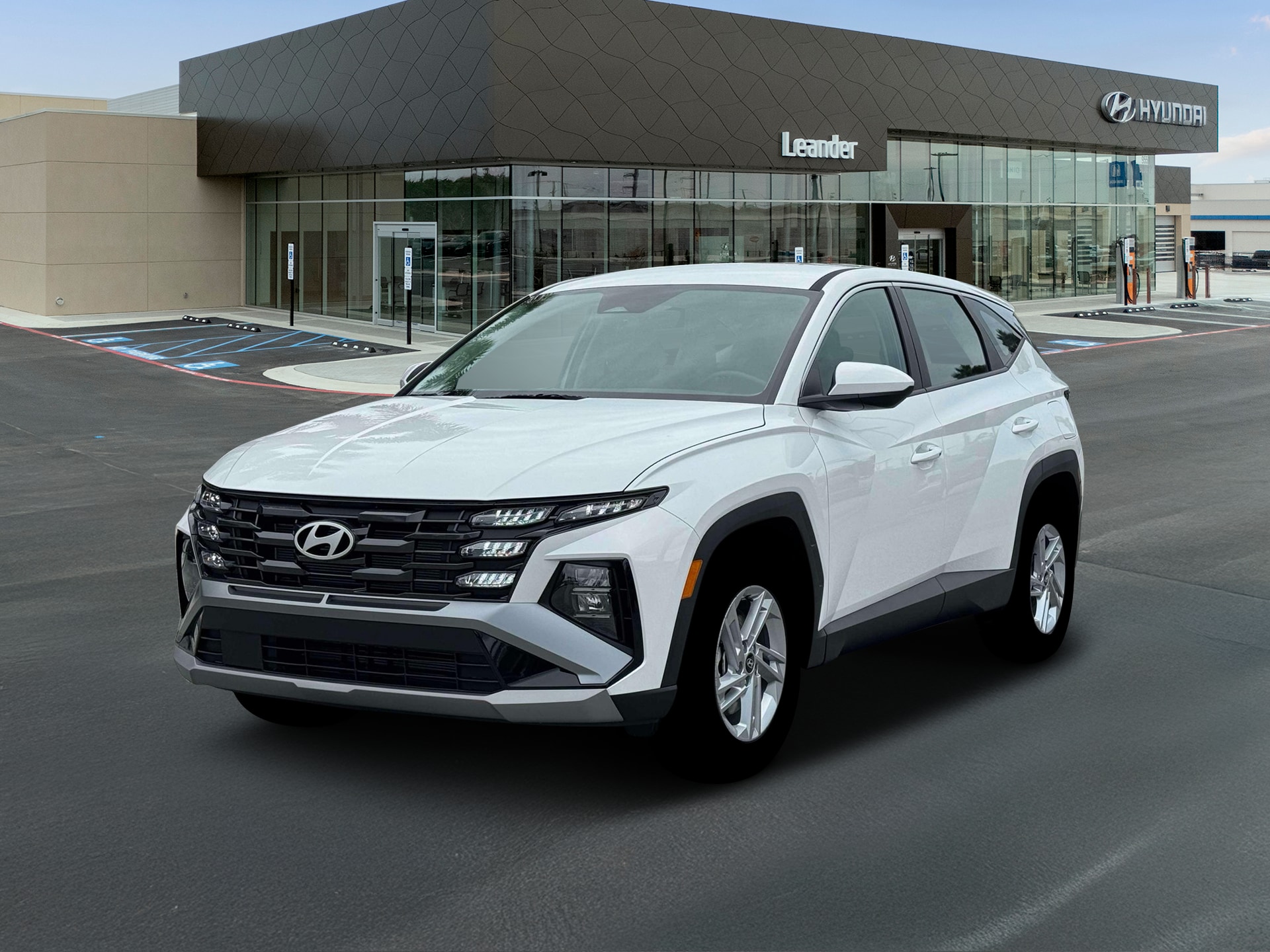 2026 Hyundai Tucson SE FWD's photo