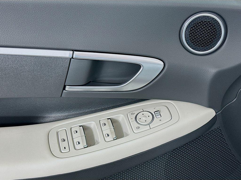 2026 Hyundai Sonata SE - Photo 18