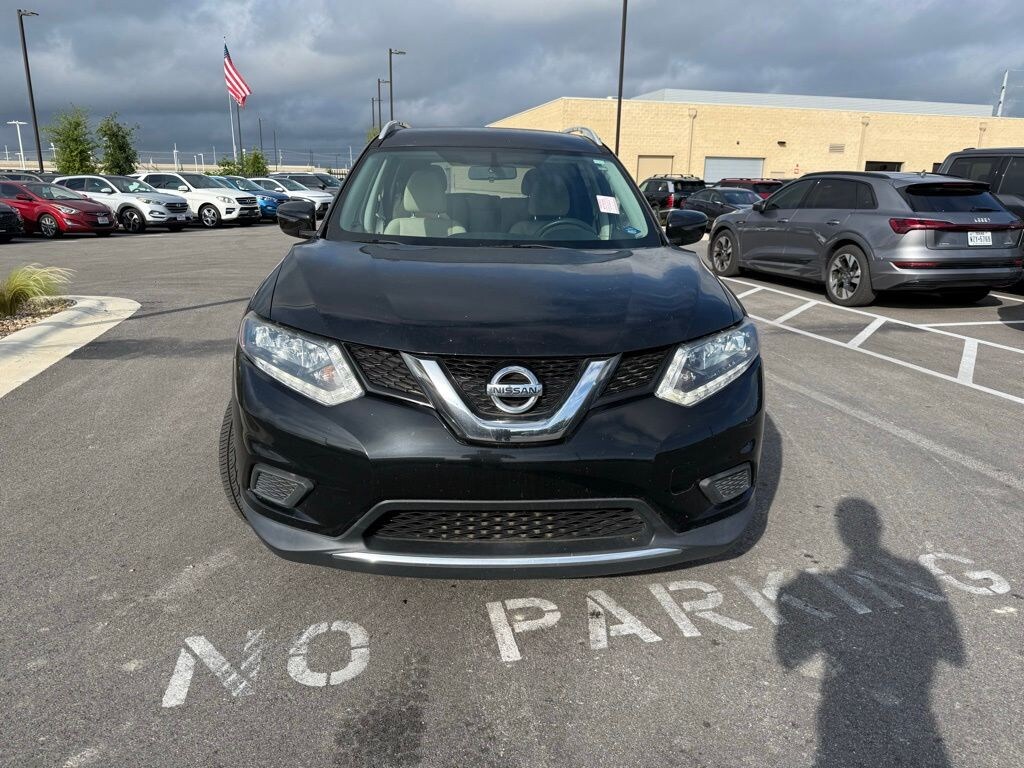 Used 2016 Nissan Rogue S SUV