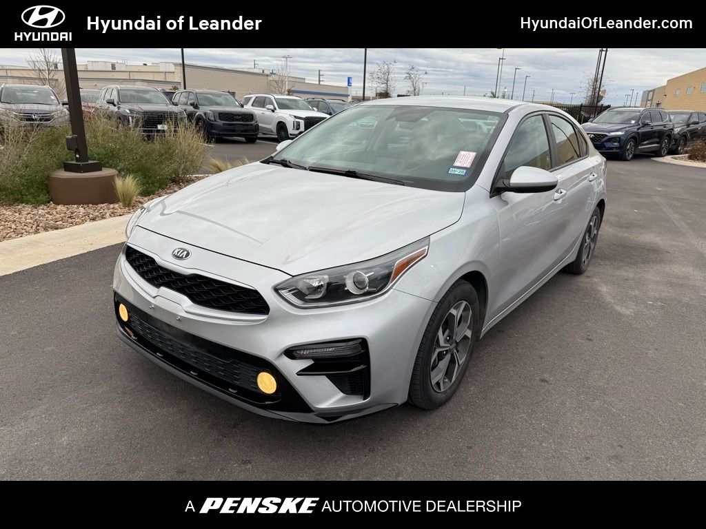 2019 Kia FORTE LXS's photo