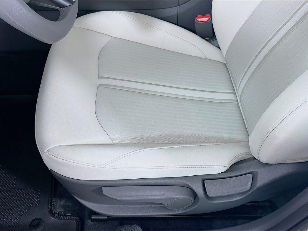 2026 Hyundai Sonata SE - Photo 19