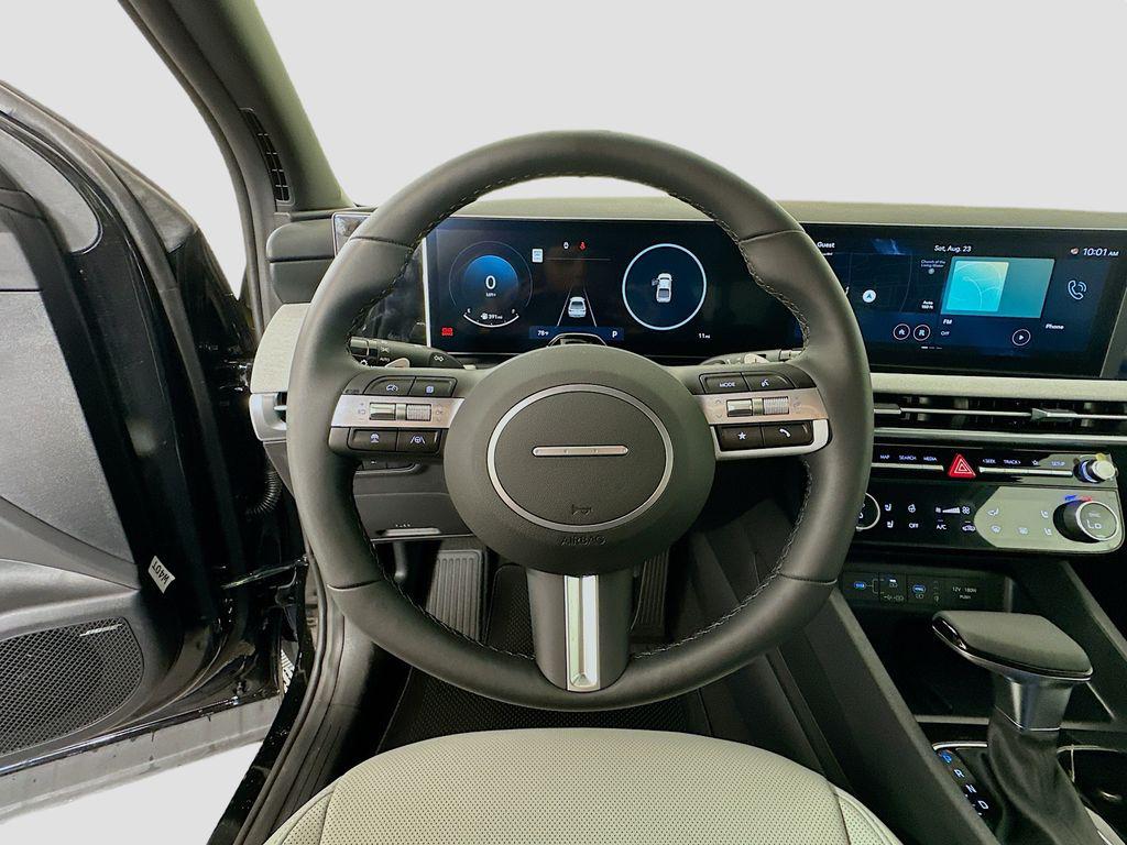 2026 Hyundai Santa Cruz Limited - Photo 10