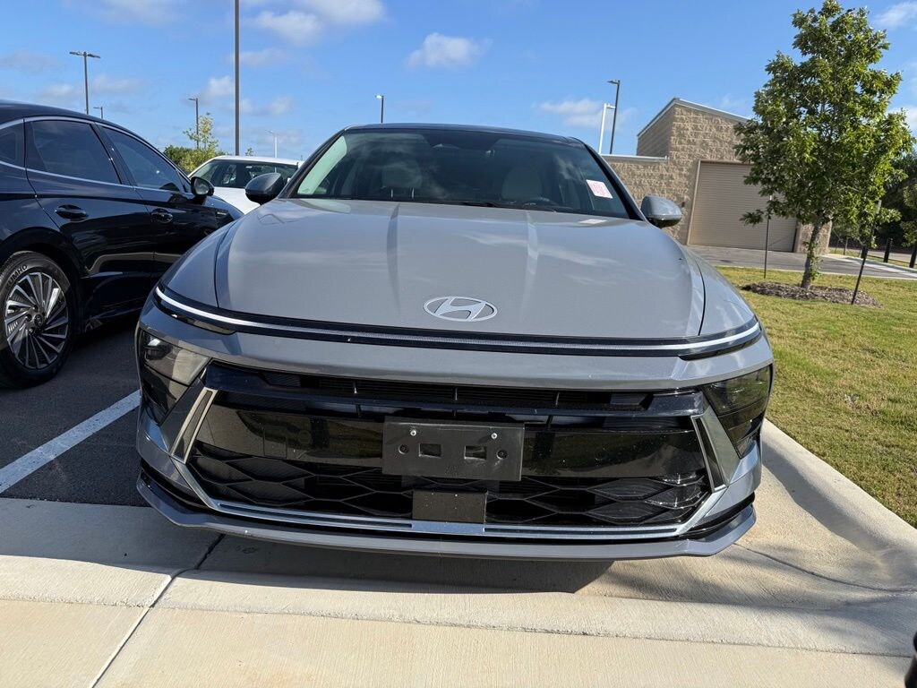 Used 2024 Hyundai Sonata SEL Sedan