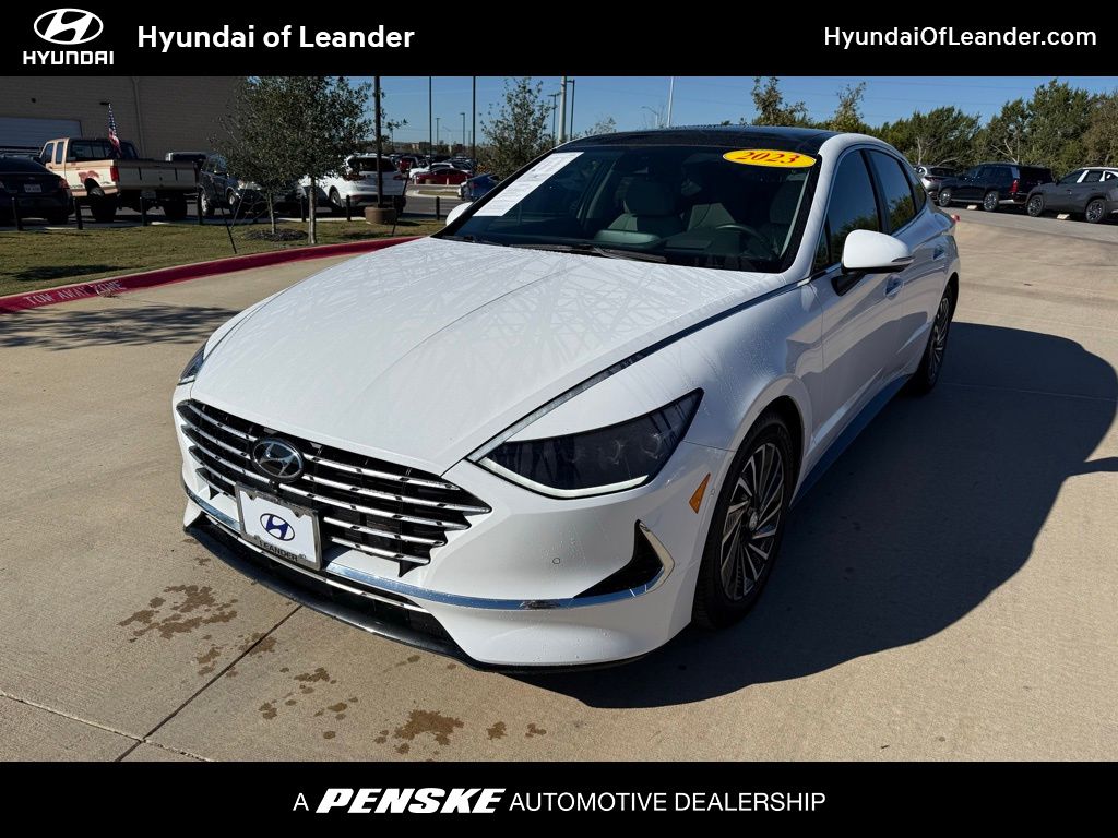 2023 Hyundai Sonata Hybrid Limited's photo