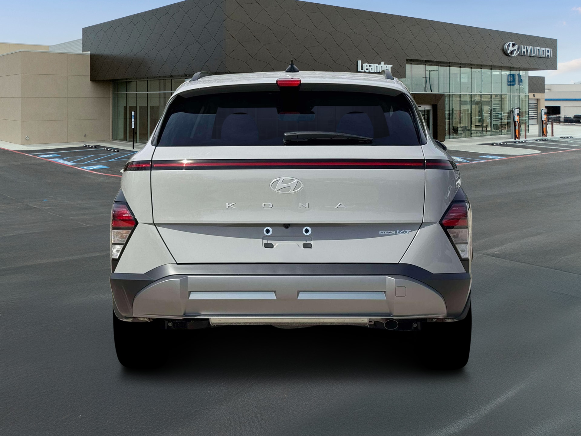 2026 Hyundai Kona SEL Premium - Photo 6