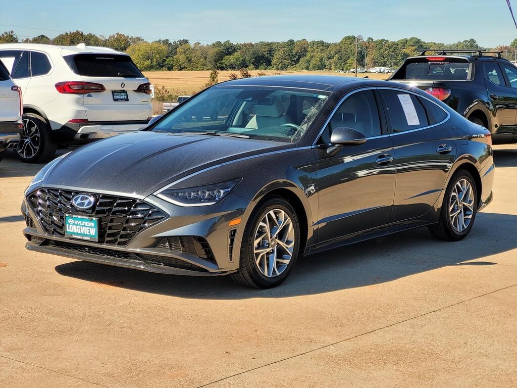 Used 2023 Hyundai Sonata SEL Sedan