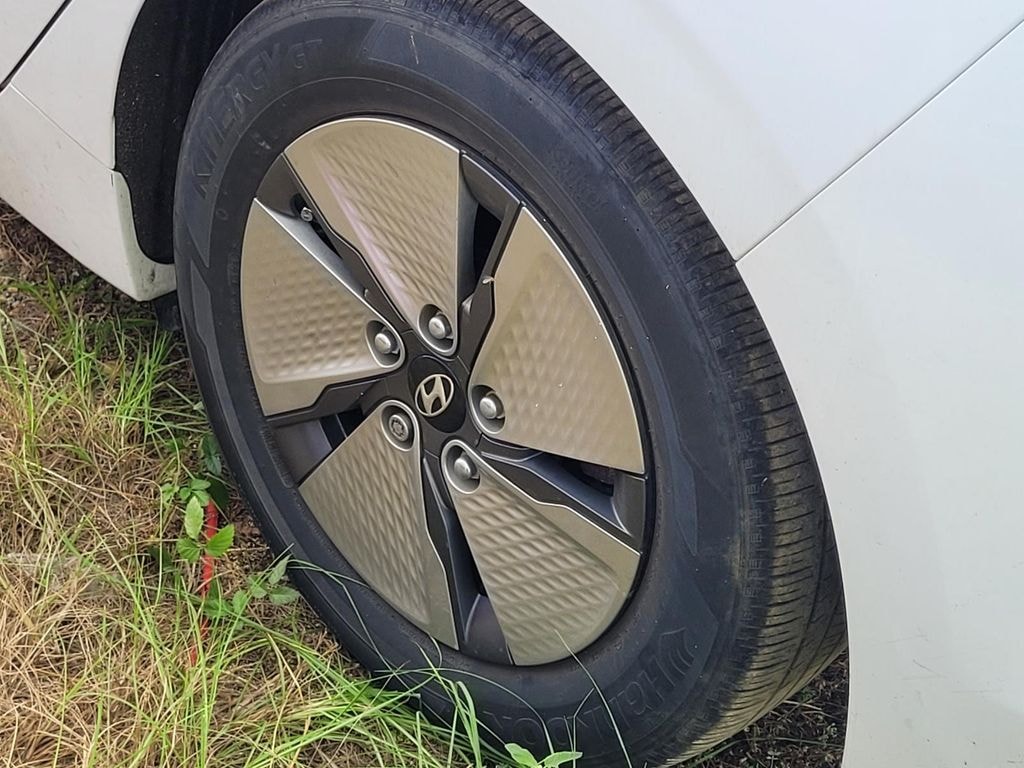 Used 2021 Hyundai Ioniq Hybrid SE Hatchback