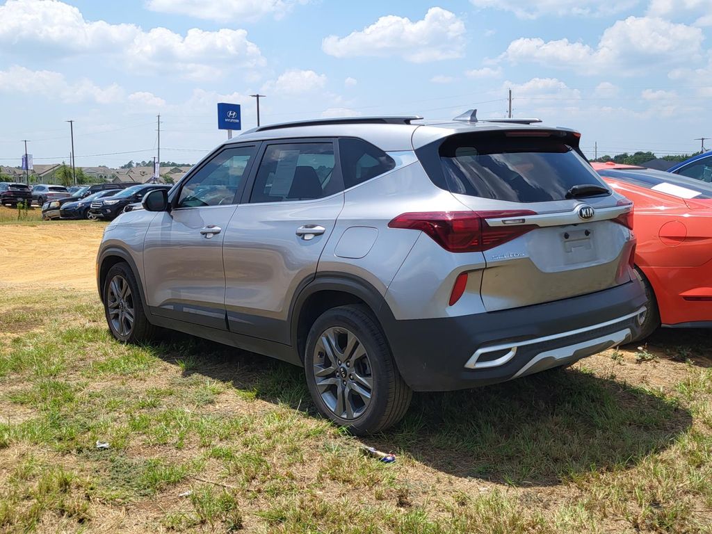 2021 Kia Seltos S photo 3