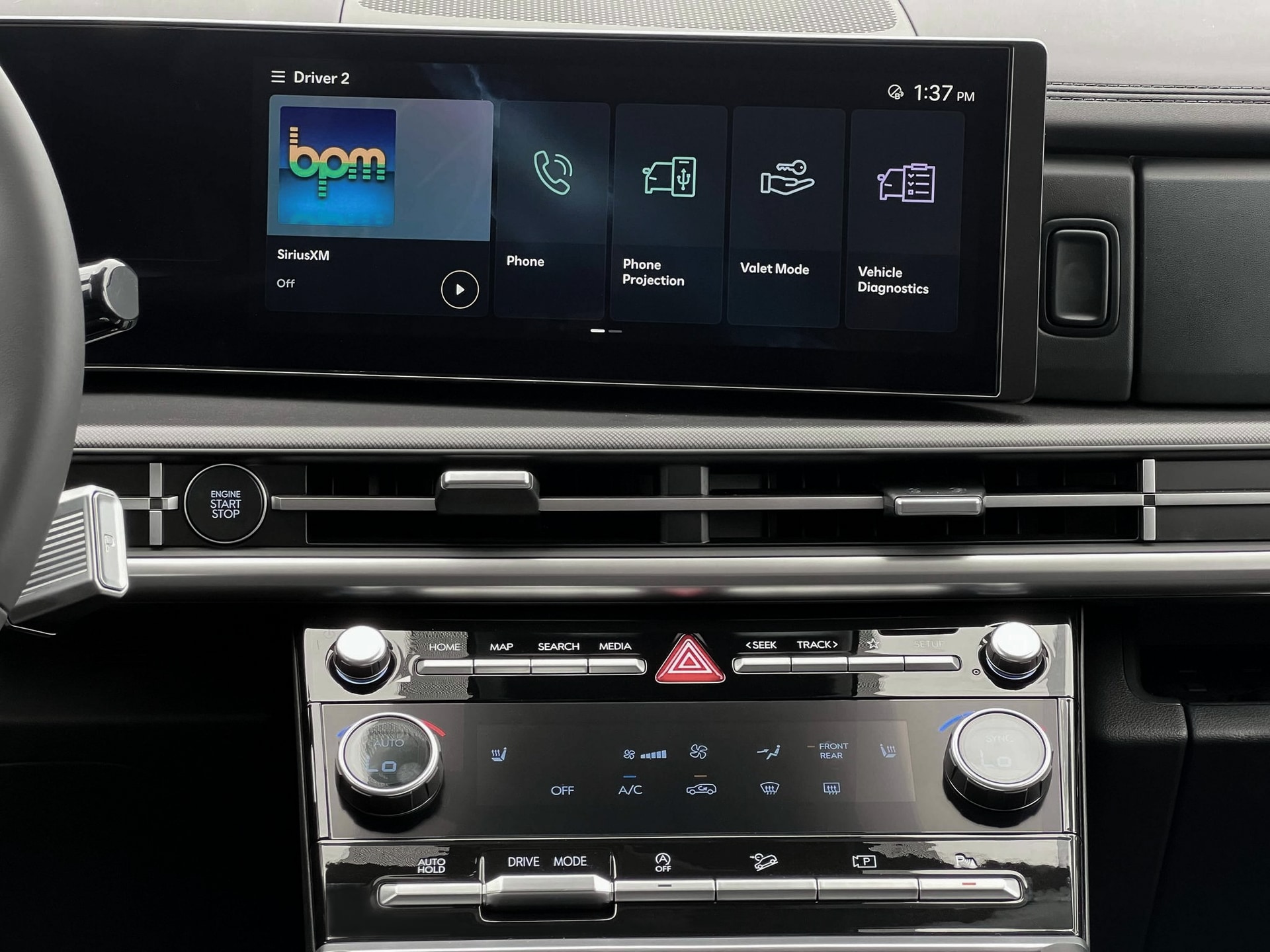 2025 Hyundai Santa Fe SEL - Photo 19